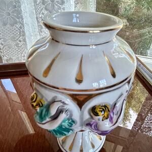 Vintage ELPA Alcobaca Footed Hand Painted Gilded Lidded Ginger Jar Small Urn